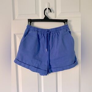 Blue summer stretchy denim shorts